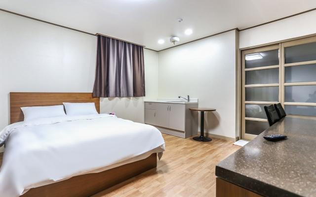 Hyundai Motel Gangneung Eksteriør billede